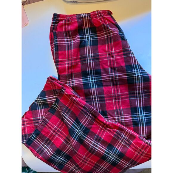 Victoria's Secret Other - Victoria’s Secret Red Plaid Flannel Pajama Pants L Gold Lurex Sparkle Lounge
